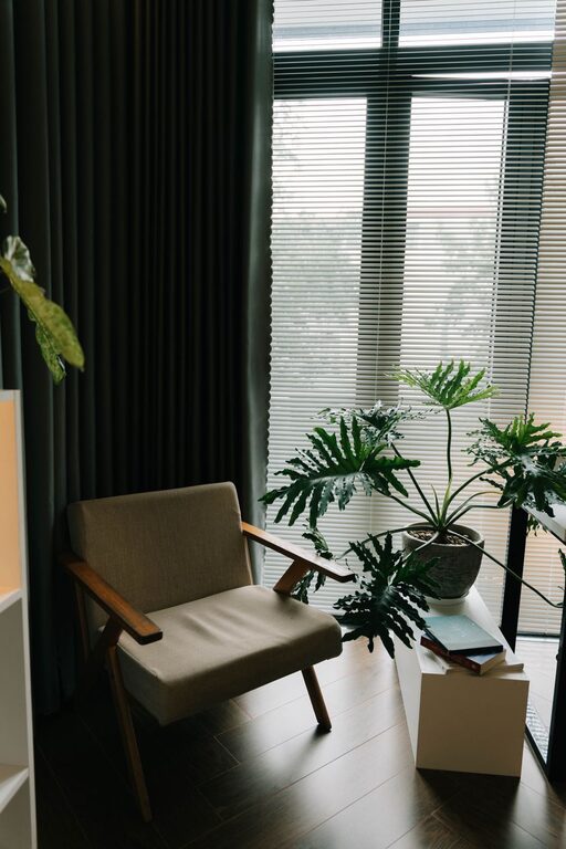 Tips for Creating a Cosy and Inviting Living Room on a Budget